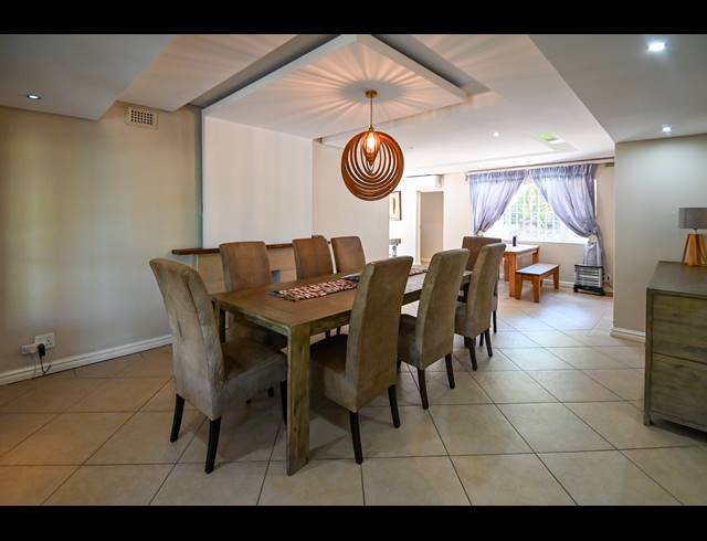 7 BEDROOM HOUSE FOR SALE IN HIGHLANDS HILLS